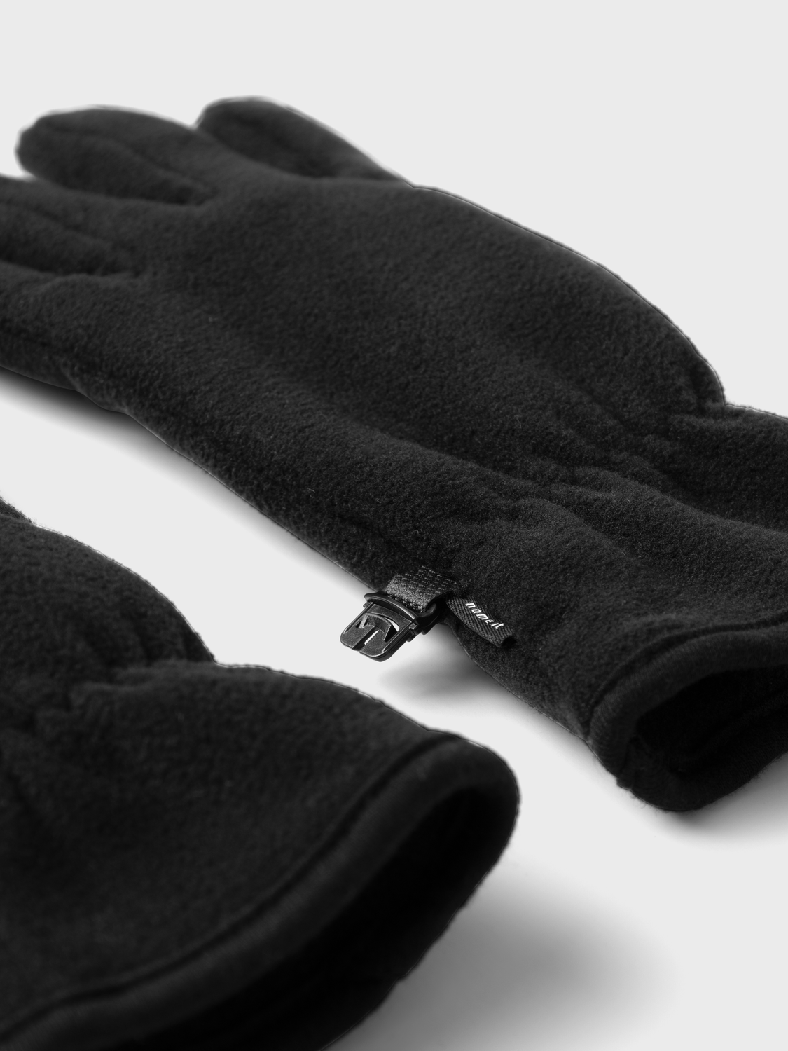 pack_shot-detail